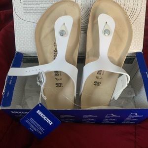 NIB Birkenstock Gizeh in White